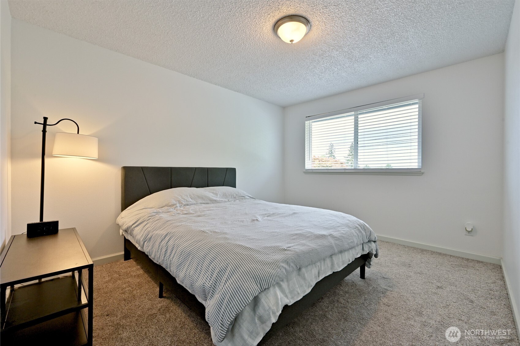 1012 E Laurel Street Property Photo 17