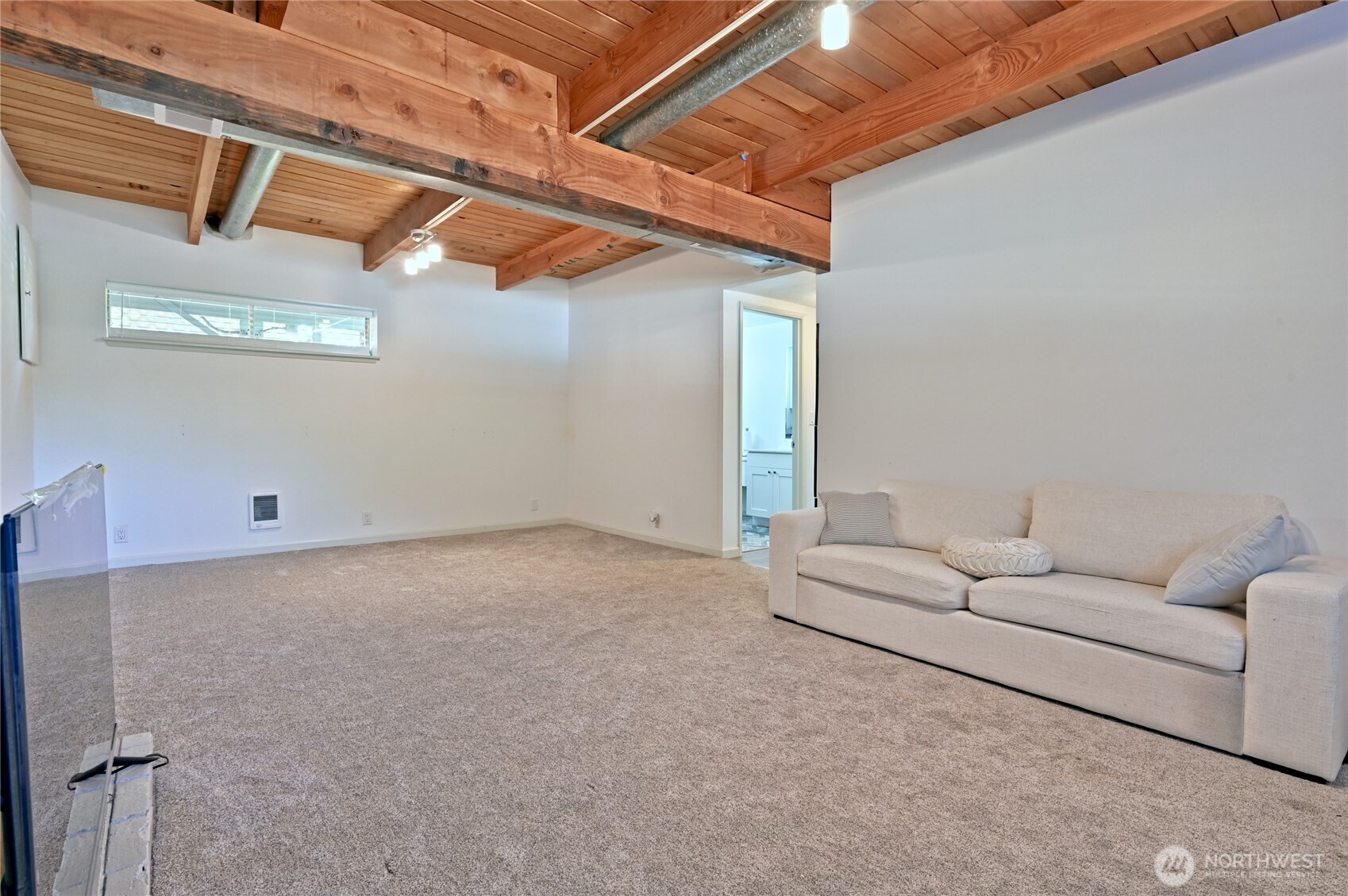 1012 E Laurel Street Property Photo 27