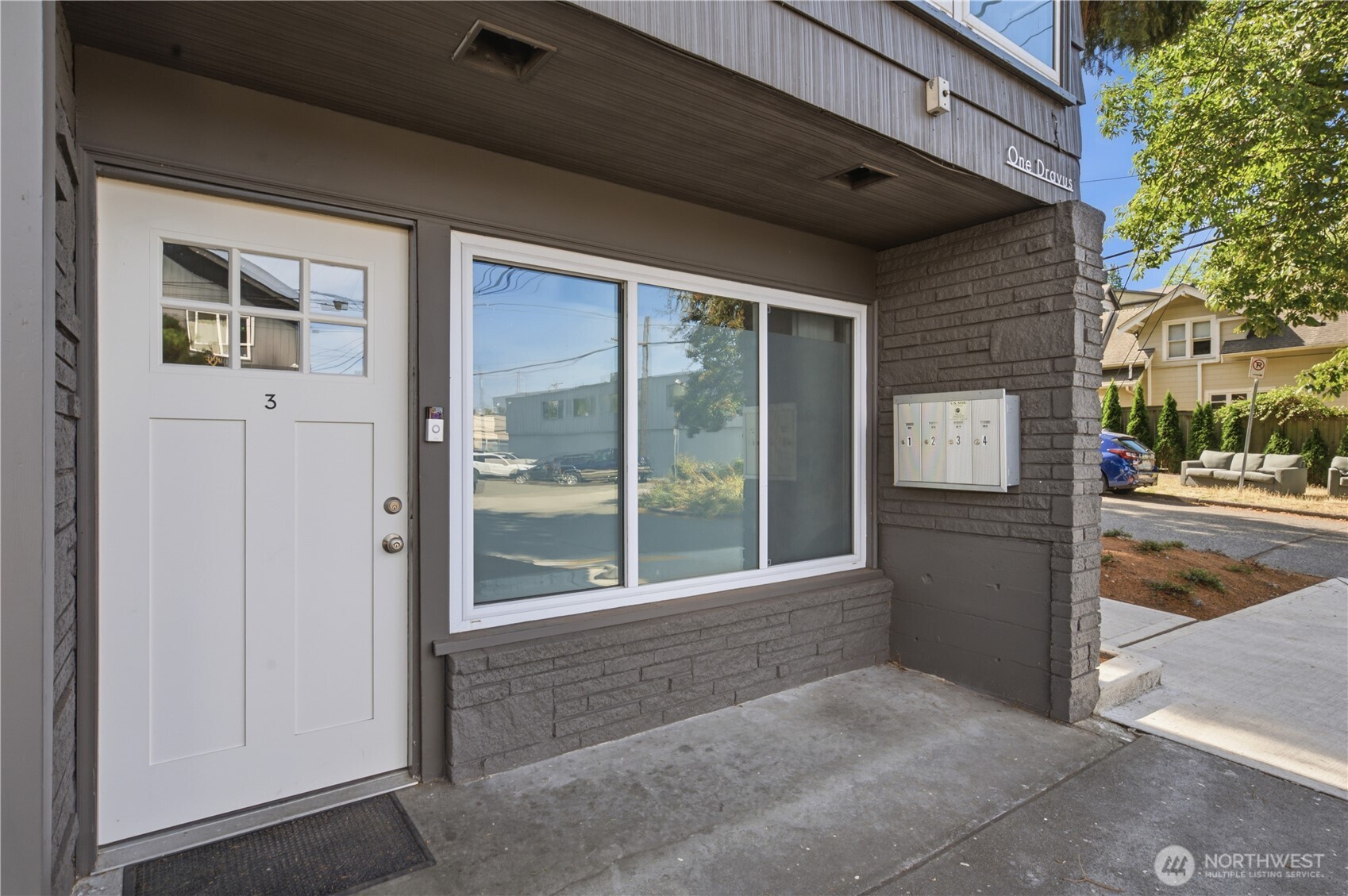 1 Dravus Street Property Photo 8