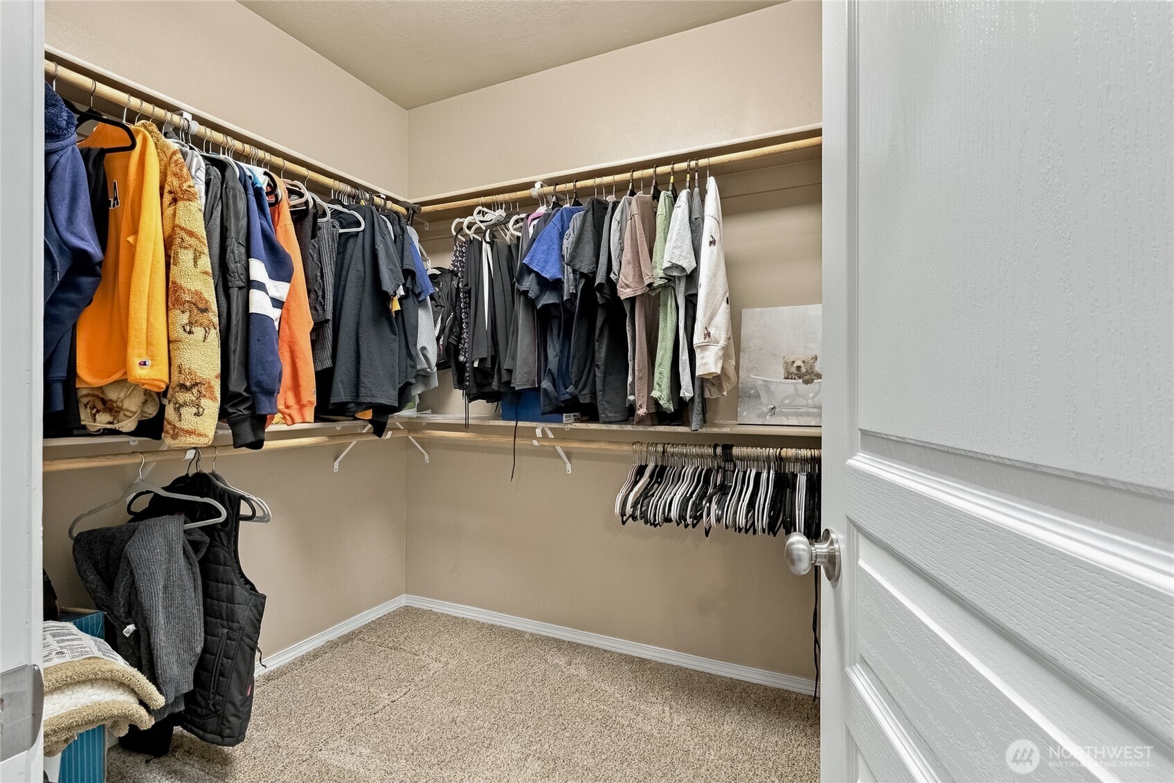 2220 Leonard Drive Property Photo 22