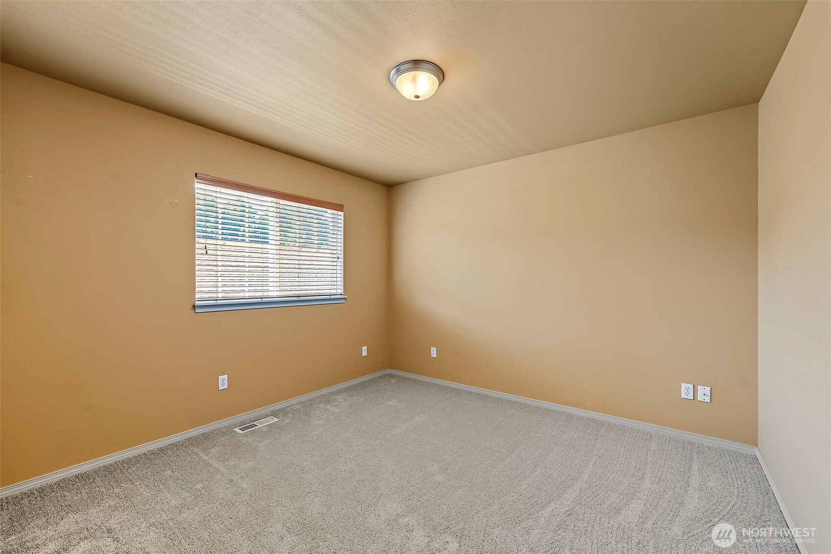3245 57th Avenue Property Photo 28
