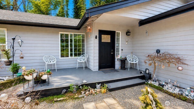 8839 Shady Forest Place Property Photo 3