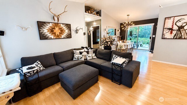 8839 Shady Forest Place Property Photo 7