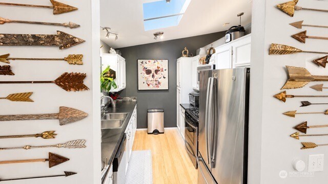 8839 Shady Forest Place Property Photo 12