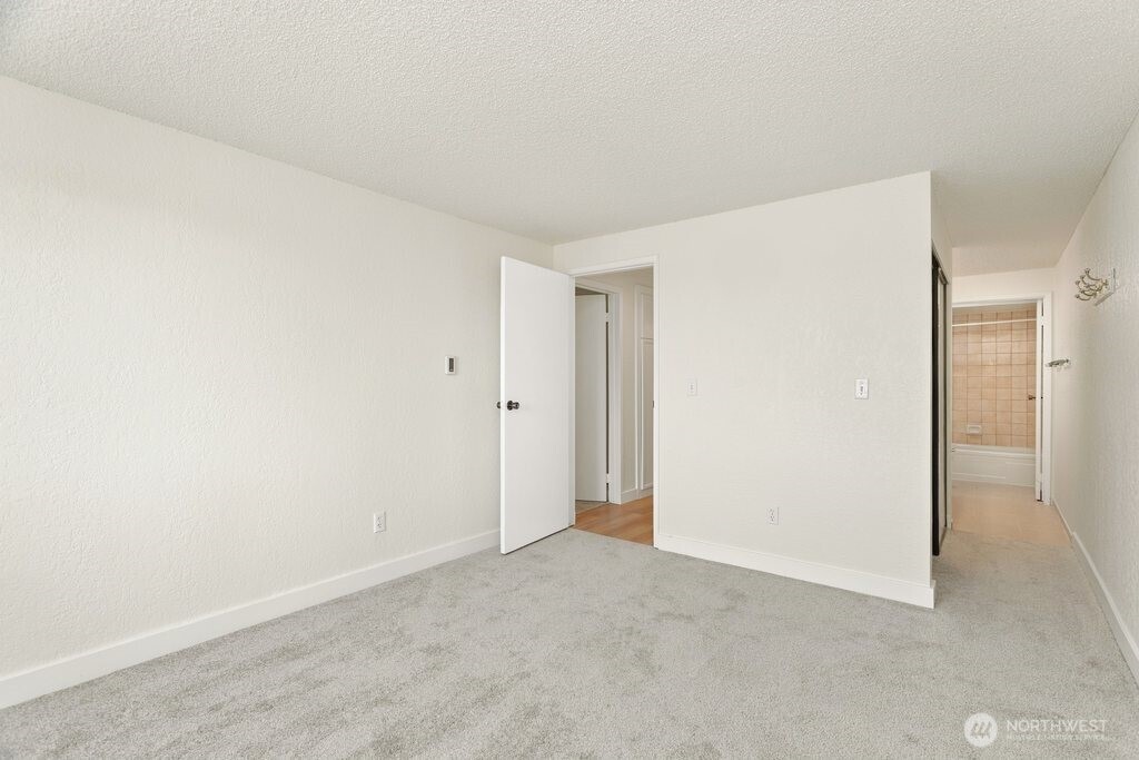 13235 12th Avenue 112 Property Photo 14