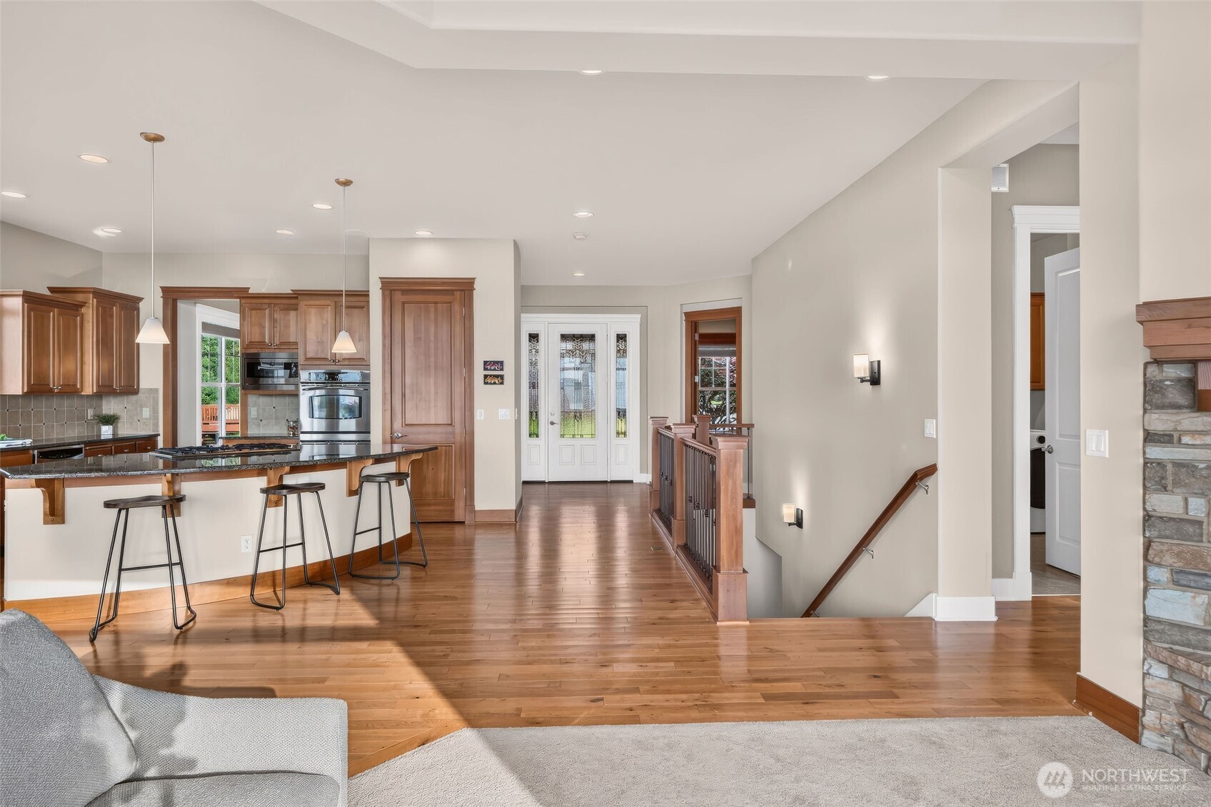 6652 Waterton Circle Property Photo 10