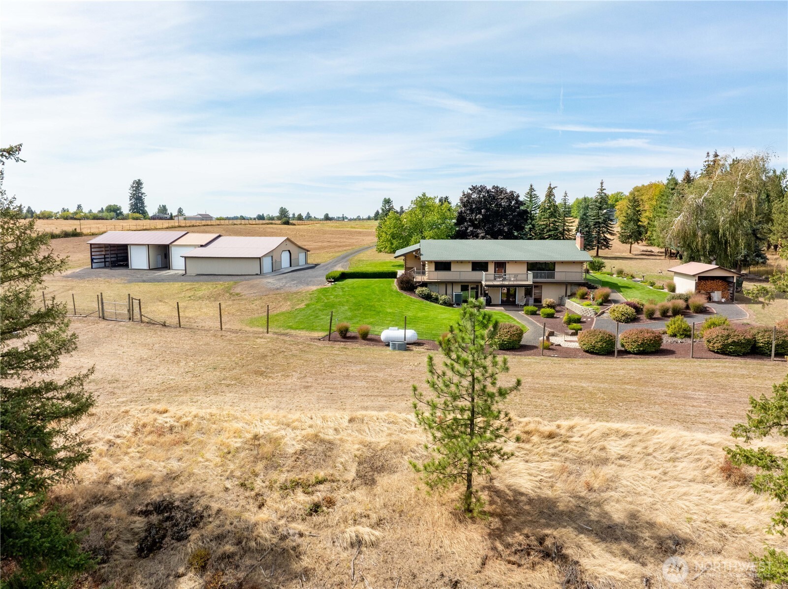 19102 N Sands Road Property Photo 2