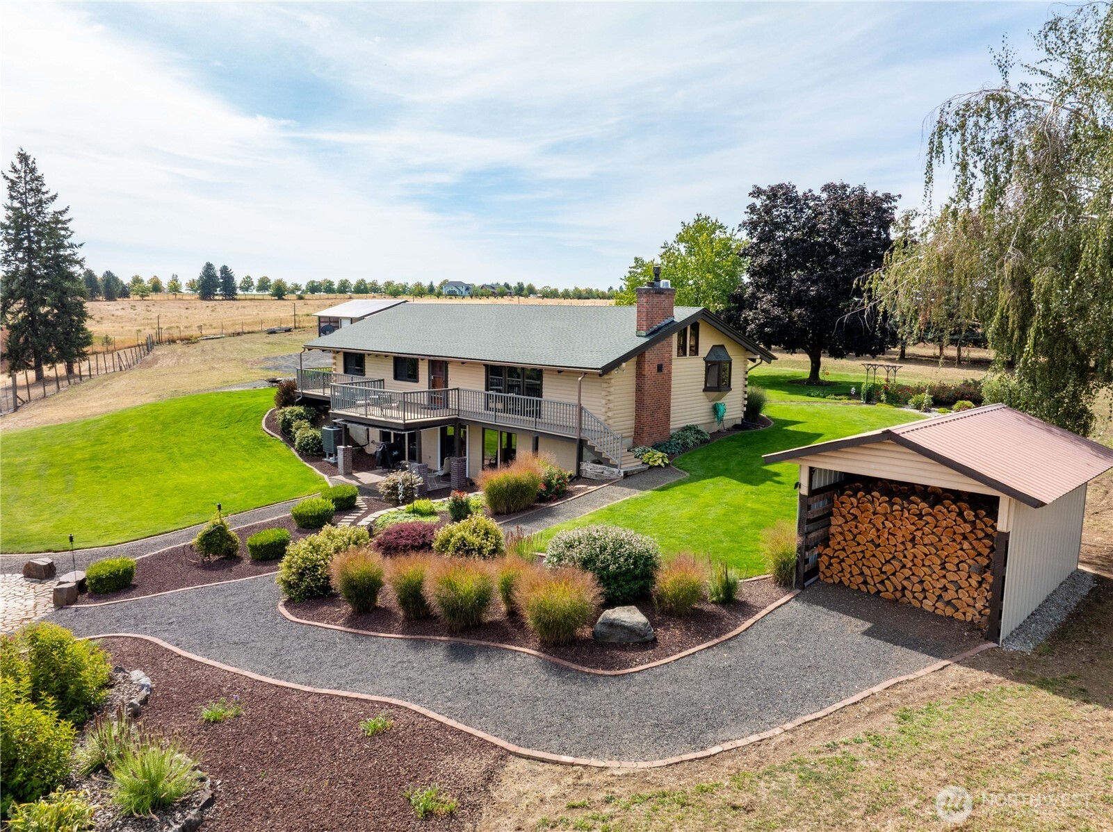 19102 N Sands Road Property Photo 3