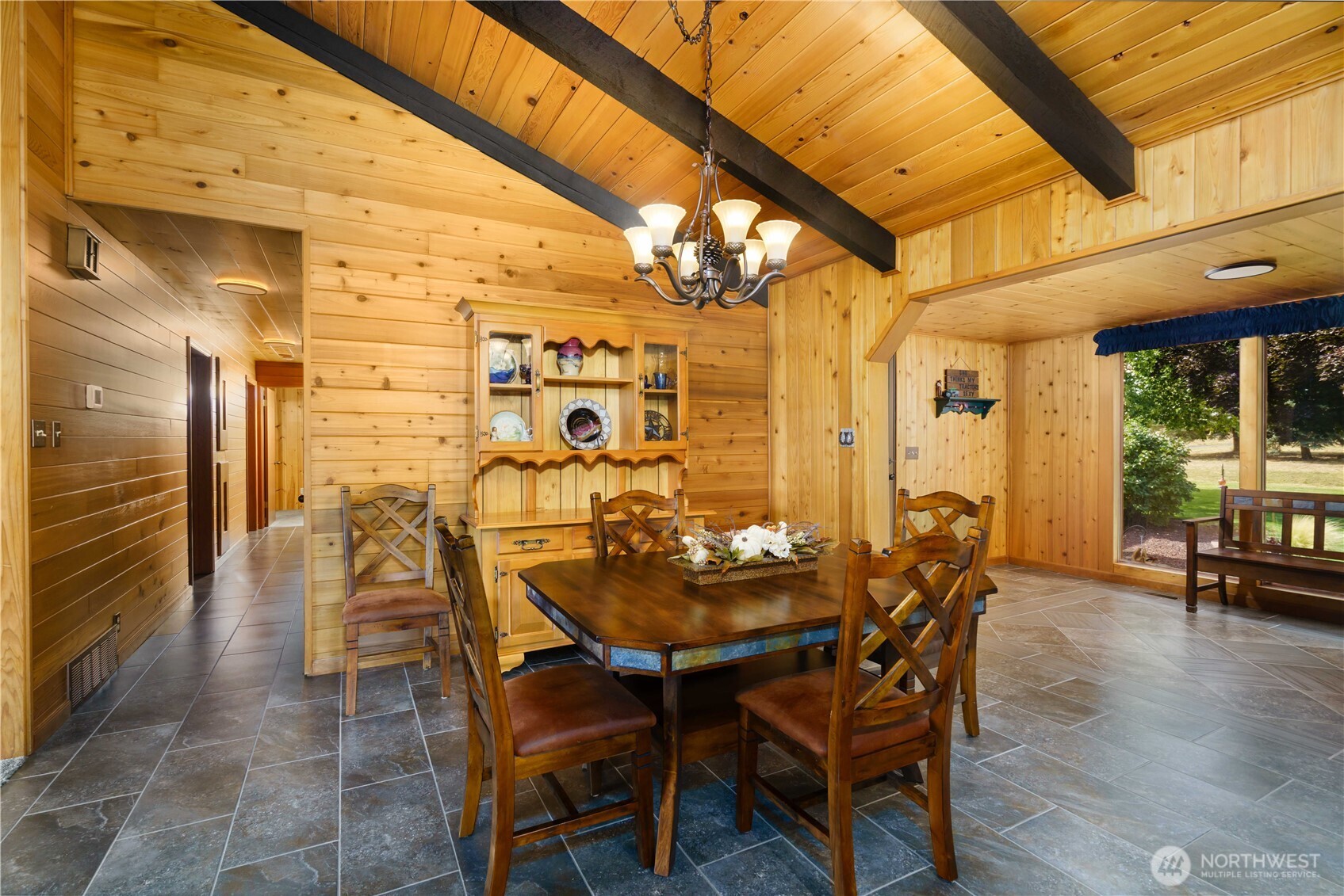 19102 N Sands Road Property Photo 11