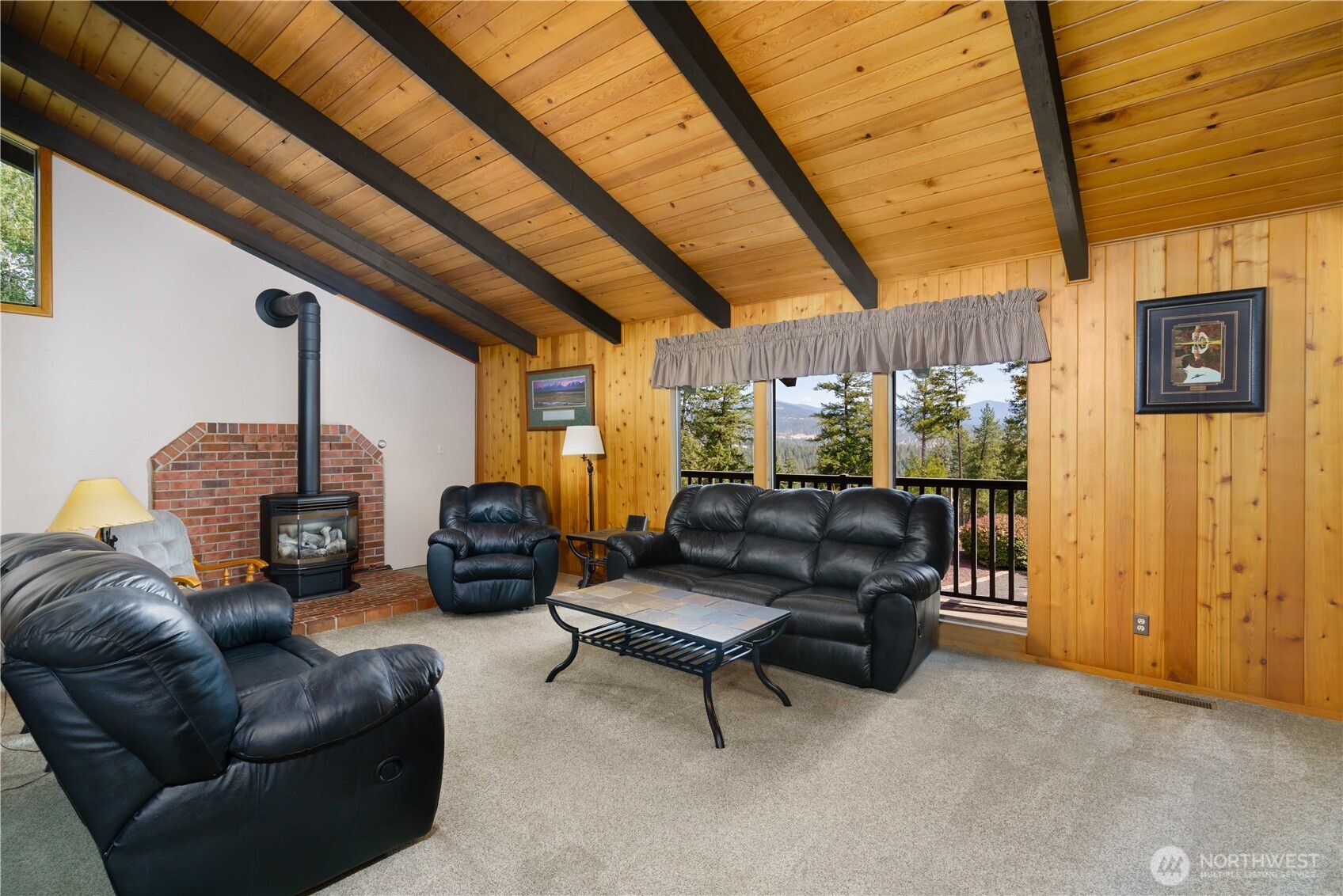 19102 N Sands Road Property Photo 12