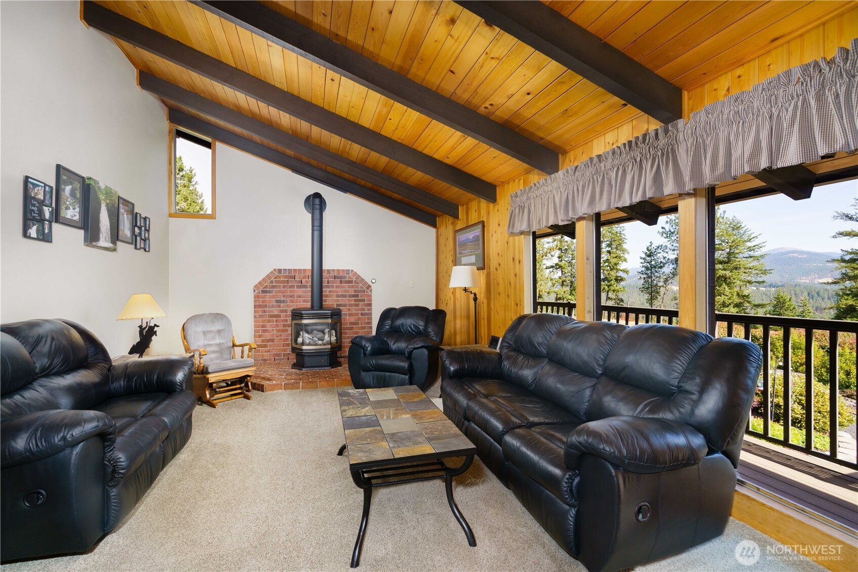 19102 N Sands Road Property Photo 13