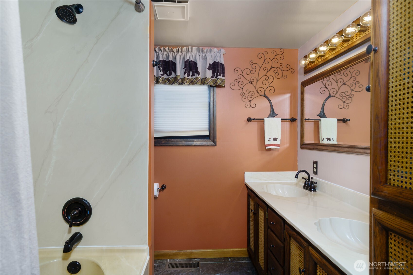 19102 N Sands Road Property Photo 15