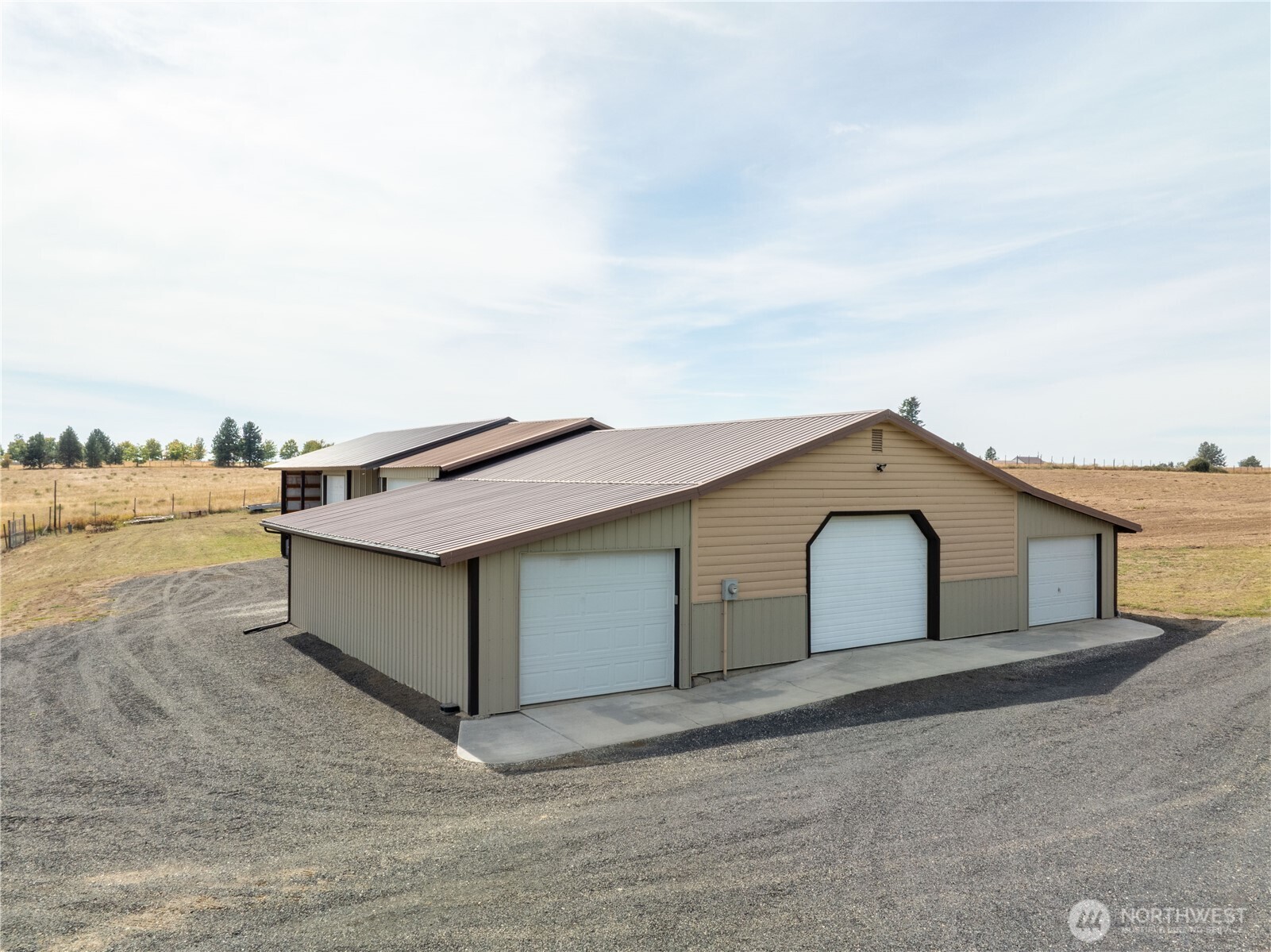 19102 N Sands Road Property Photo 28
