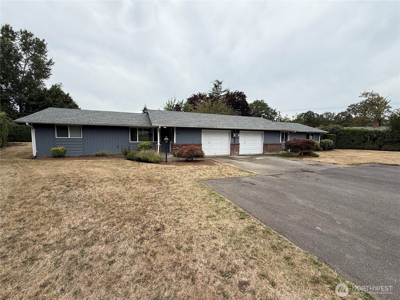 10135 Meadowside Lane Property Photo 2