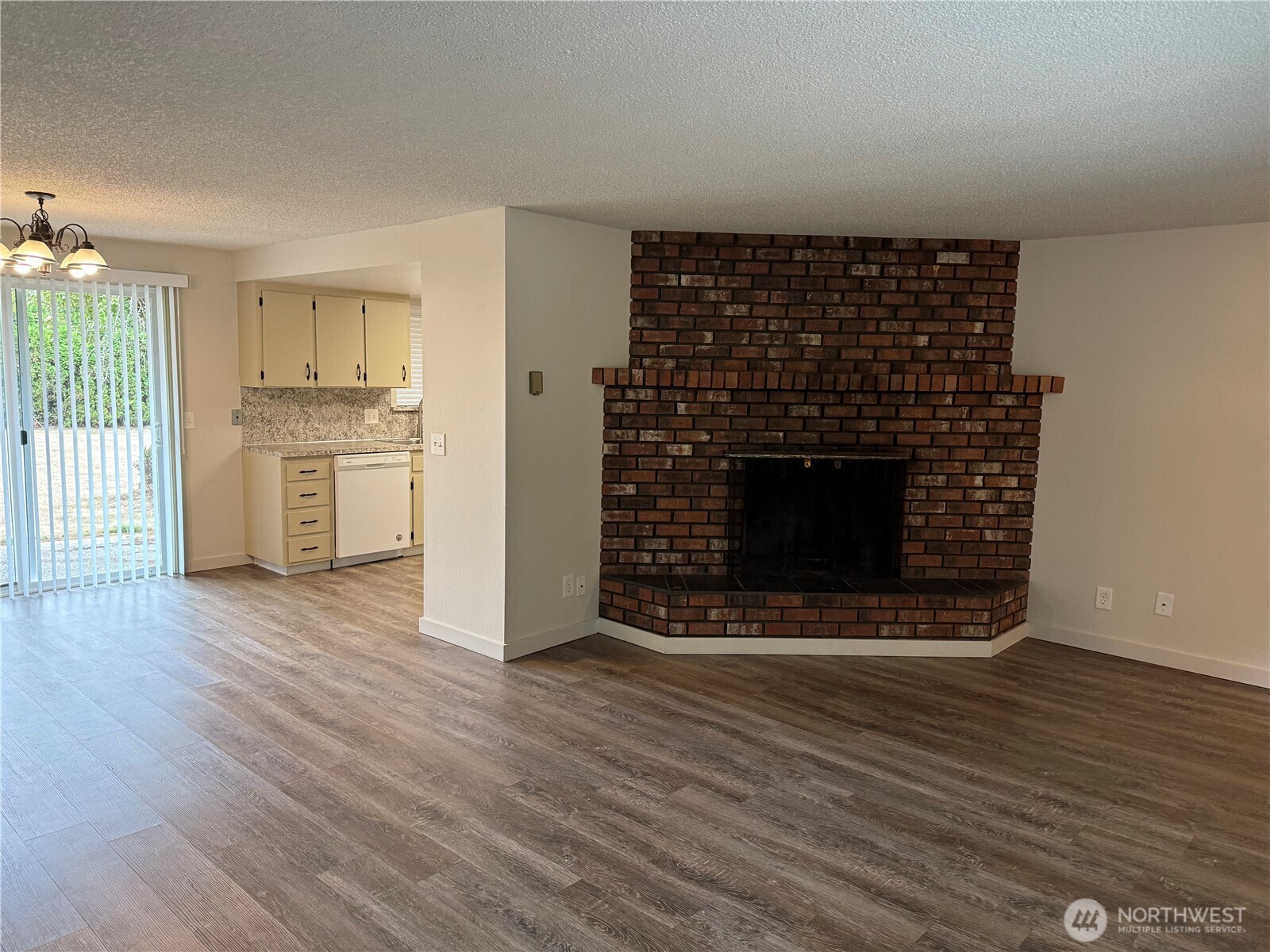 10135 Meadowside Lane Property Photo 10