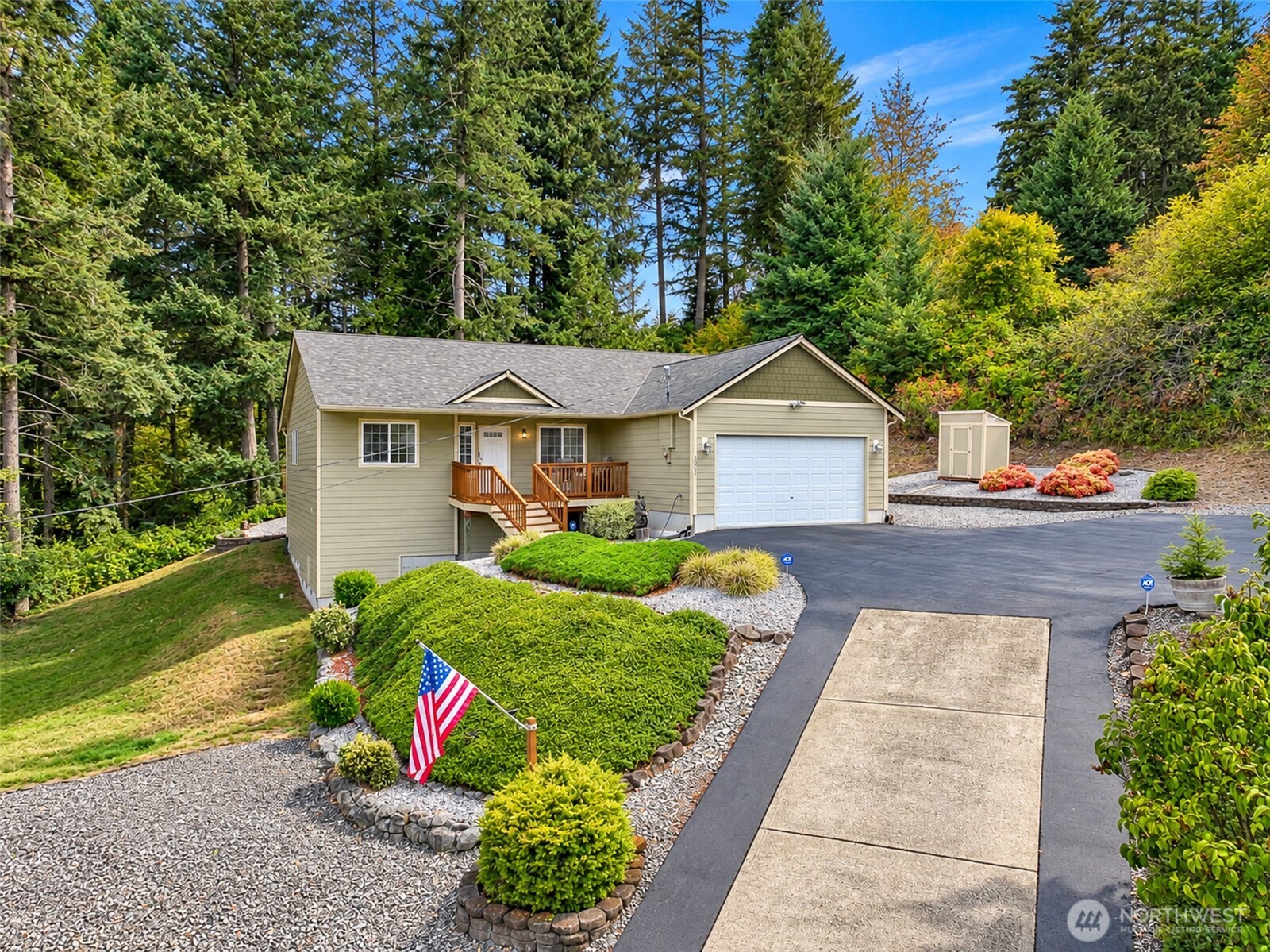 2607 Brookdale Road Property Photo 4