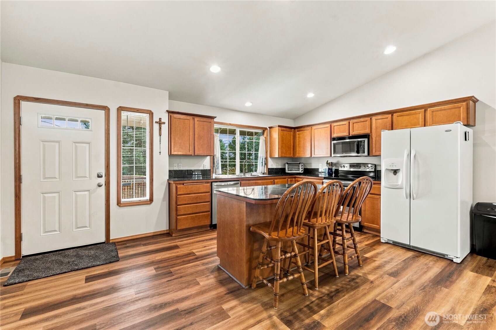 2607 Brookdale Road Property Photo 10
