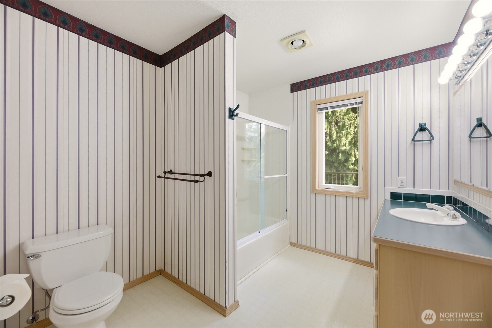 23314 Mount Forest Boulevard Property Photo 15