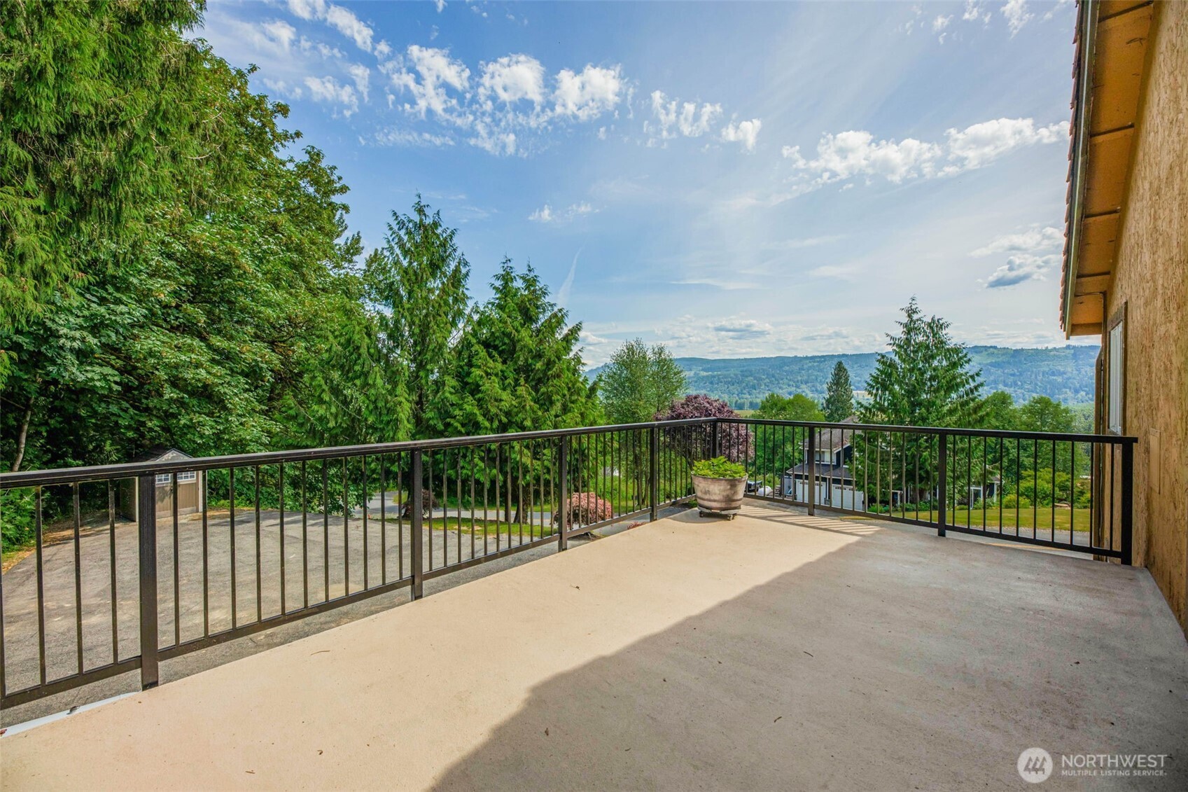 23314 Mount Forest Boulevard Property Photo 33