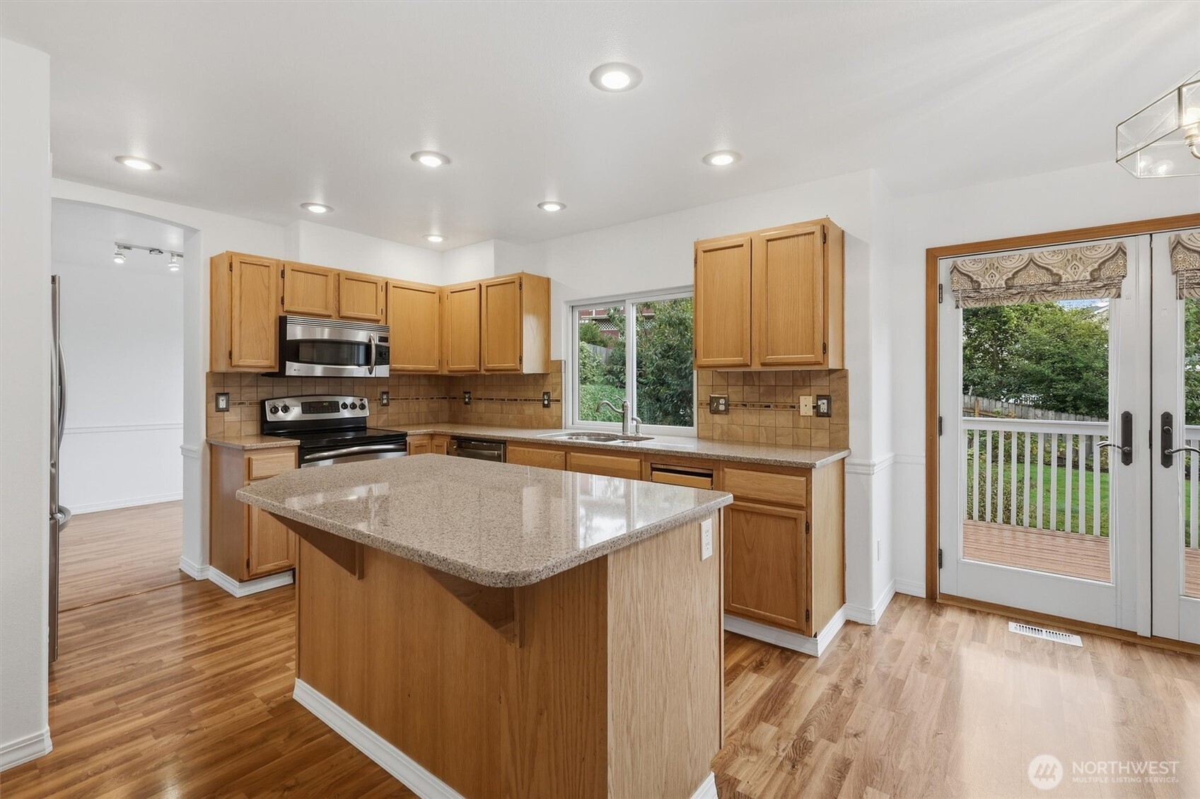 7618 68th Street Property Photo 11