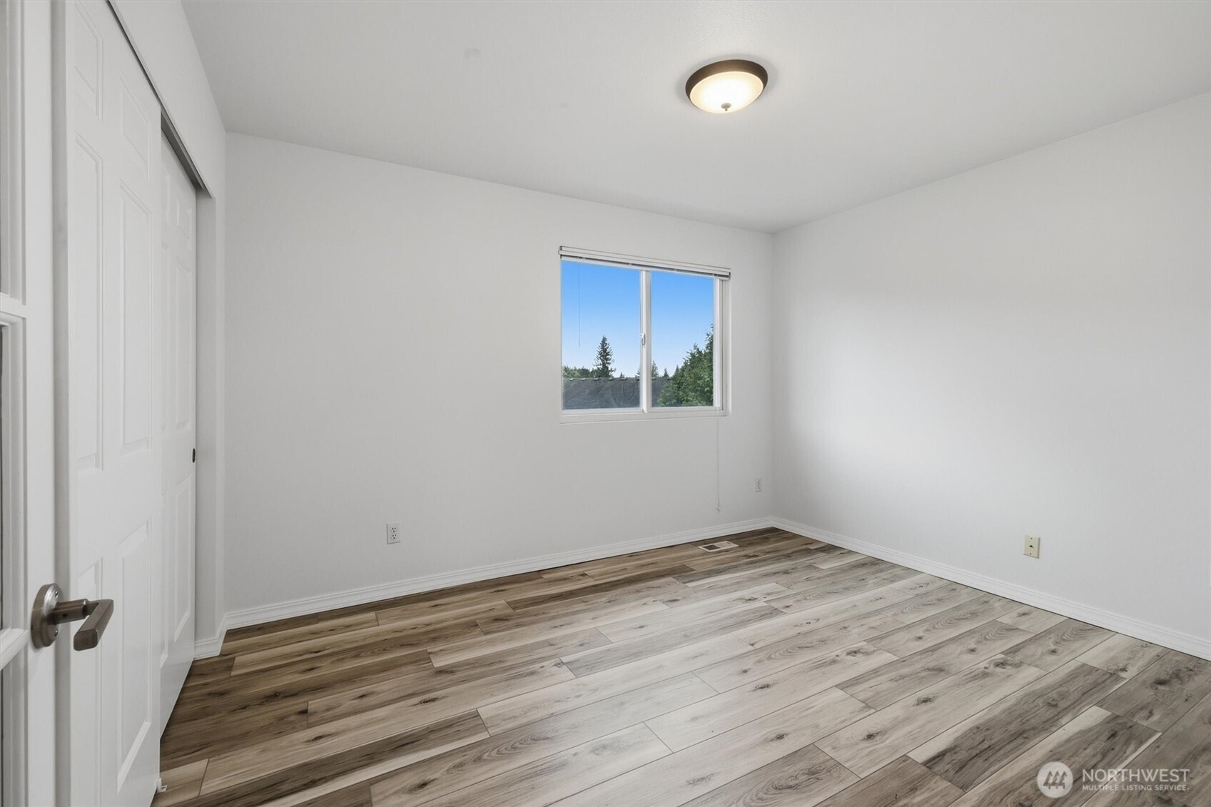 7618 68th Street Property Photo 26