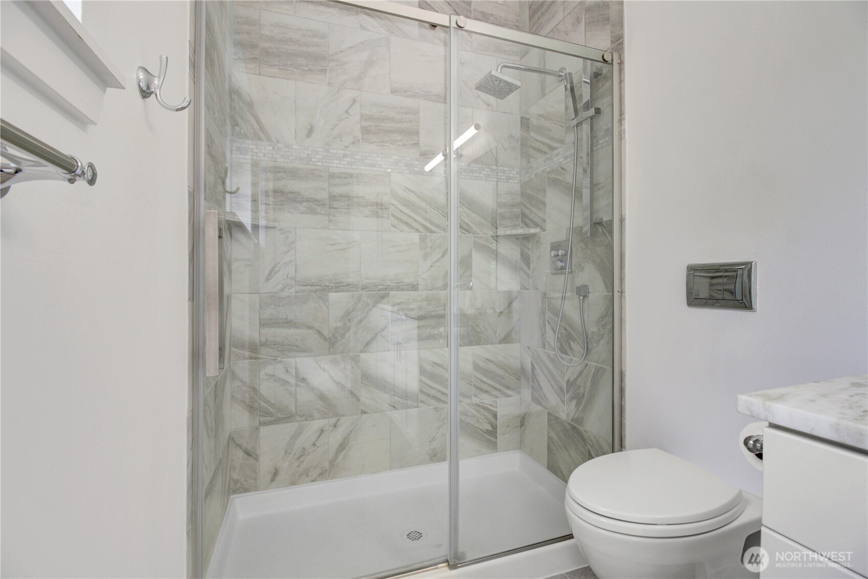 379 Piper Way Property Photo 19