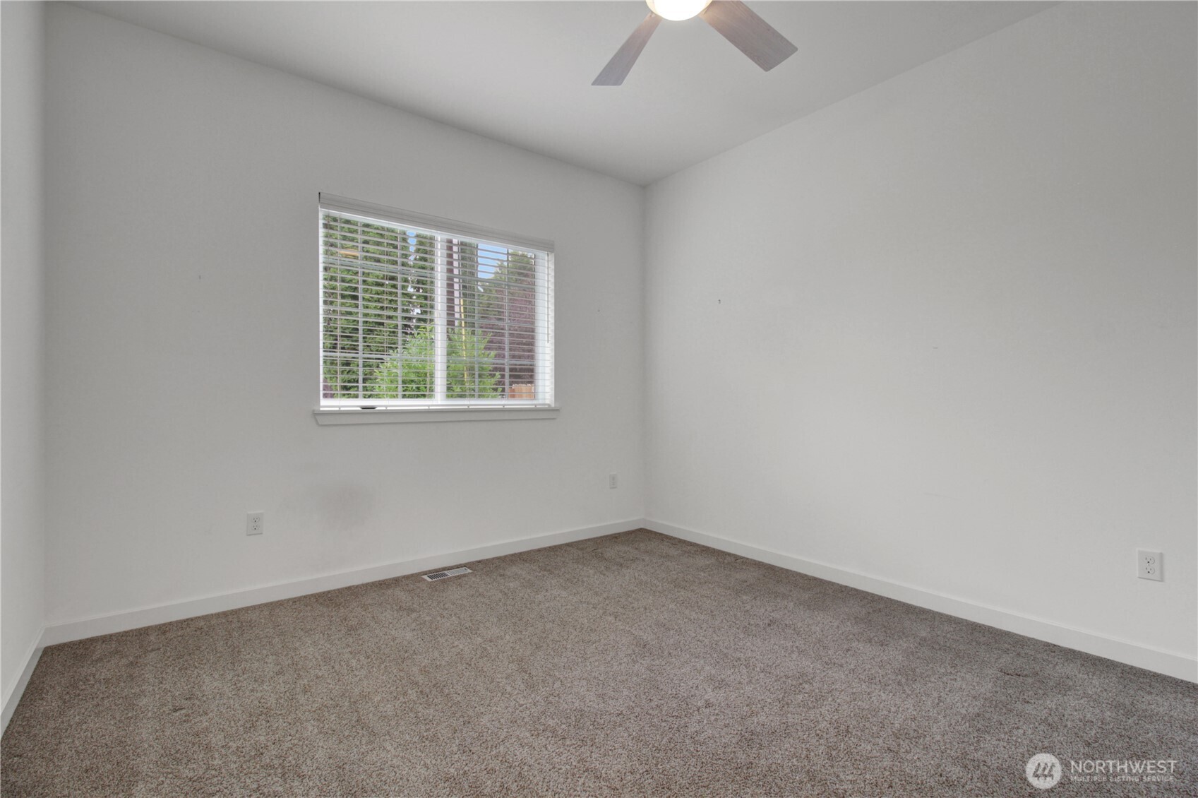 379 Piper Way Property Photo 20