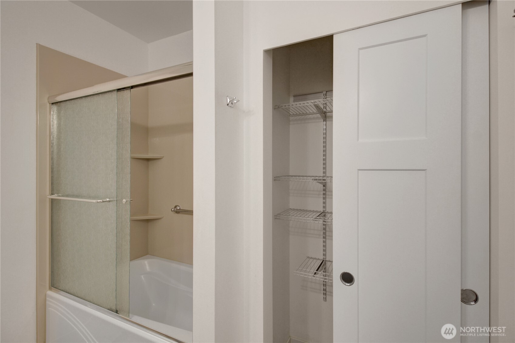 379 Piper Way Property Photo 25