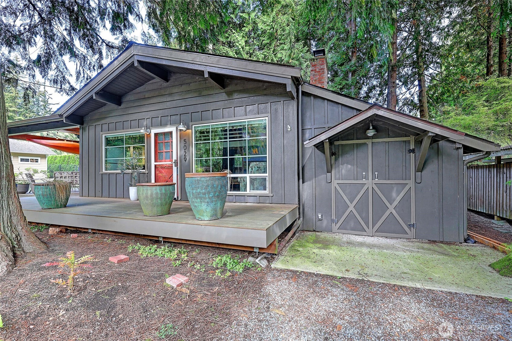 5029 168th Place Property Photo 2