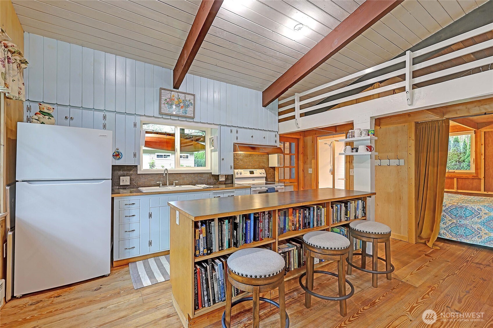 5029 168th Place Property Photo 9