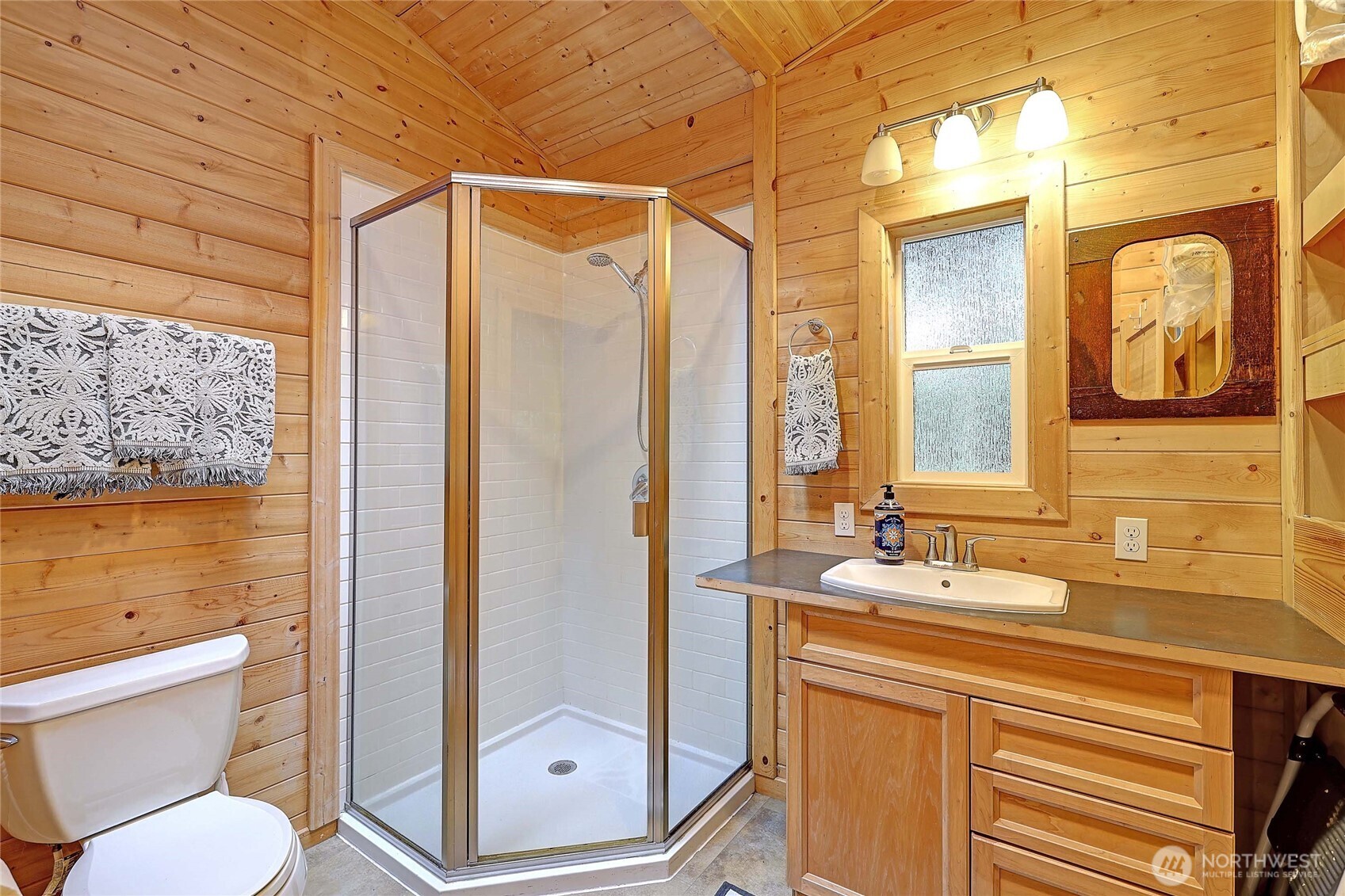 5029 168th Place Property Photo 15