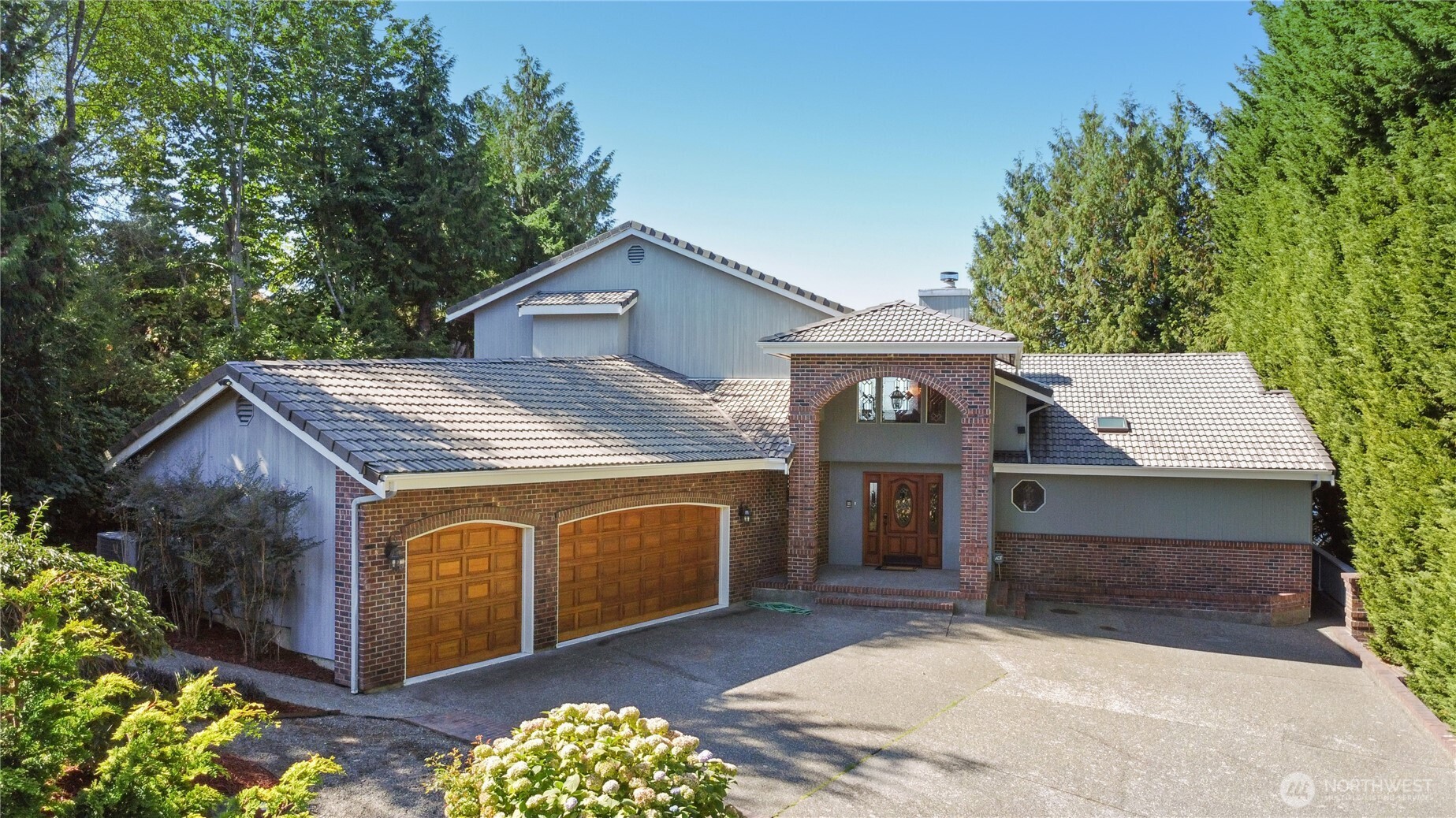 11812 Marine View Drive Property Photo 5