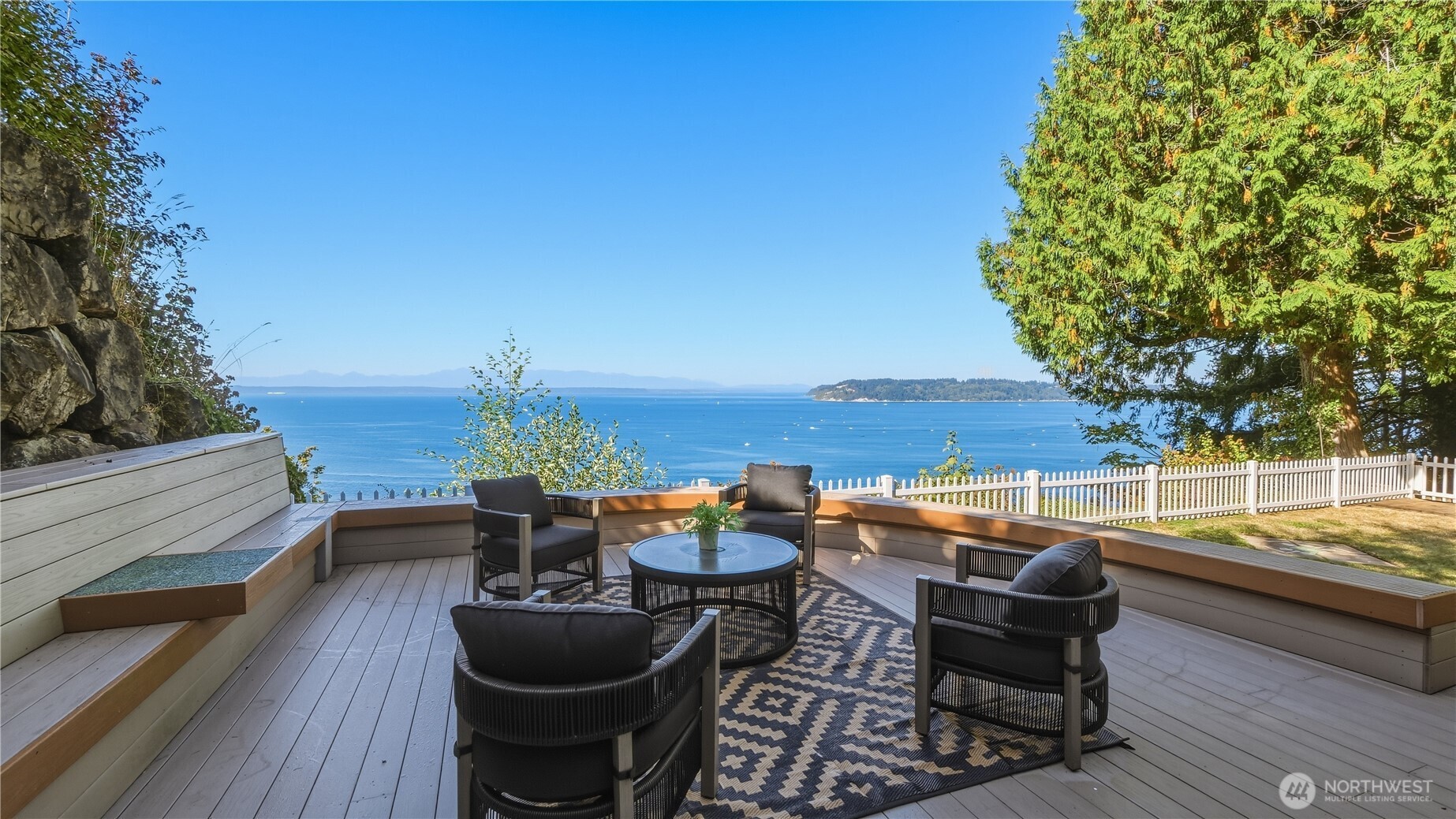 11812 Marine View Drive Property Photo 6