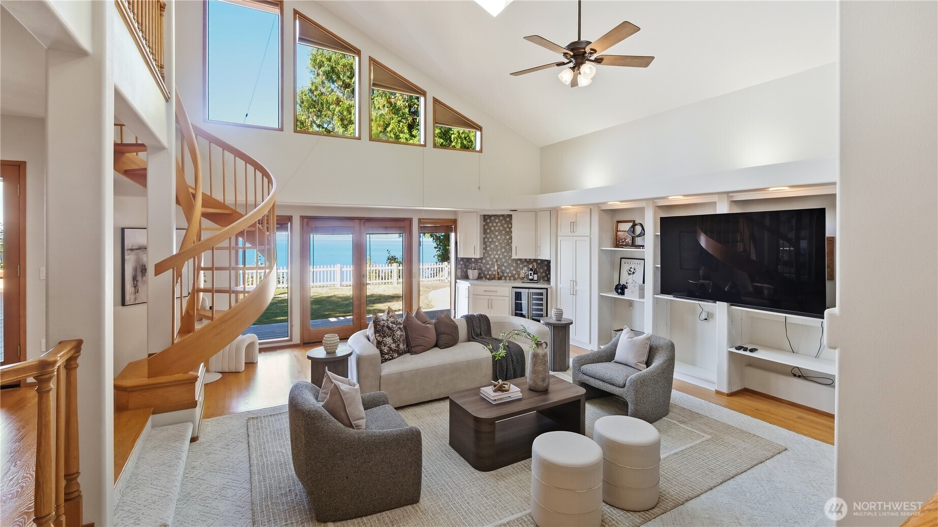 11812 Marine View Drive Property Photo 12