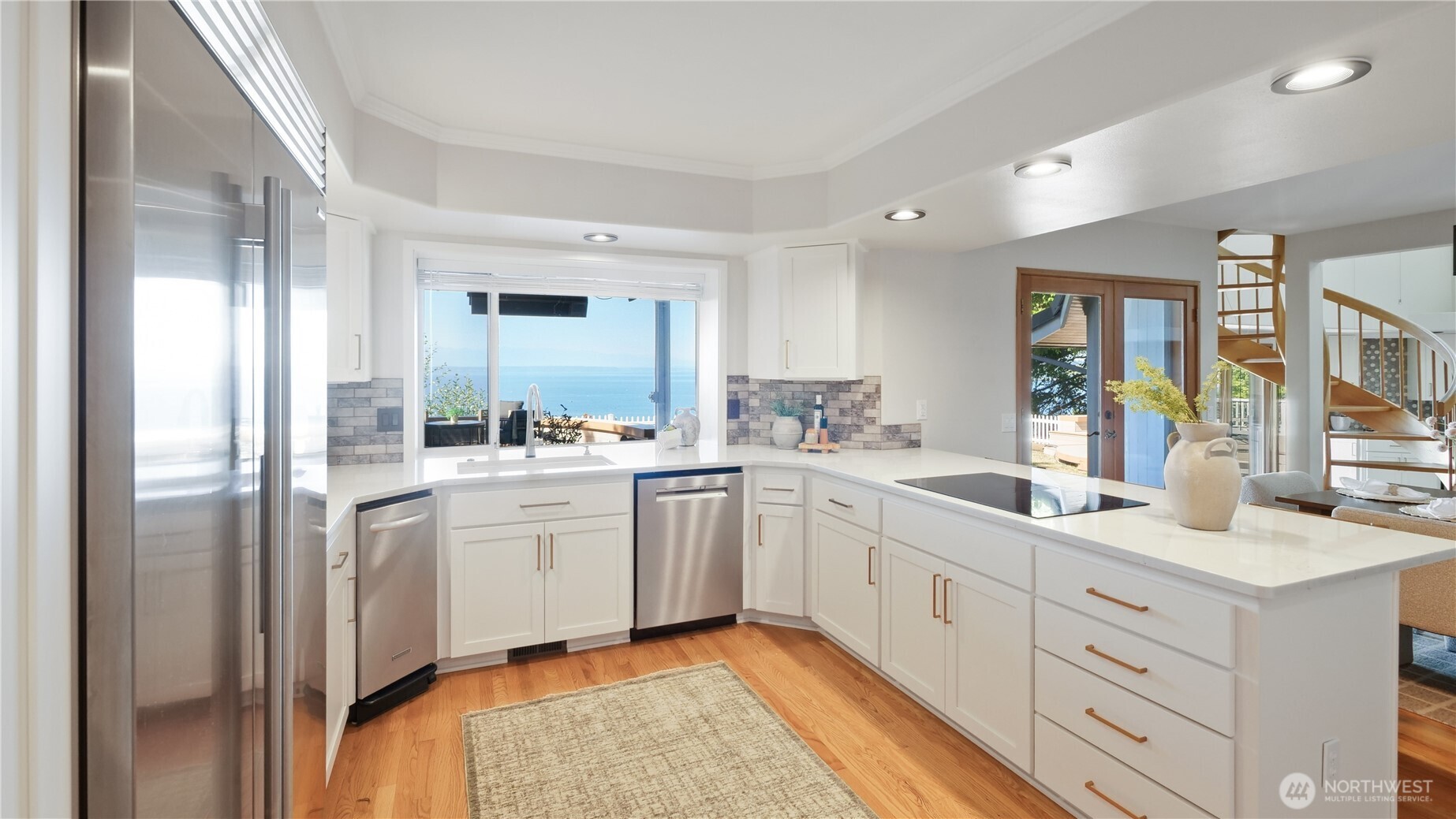 11812 Marine View Drive Property Photo 14