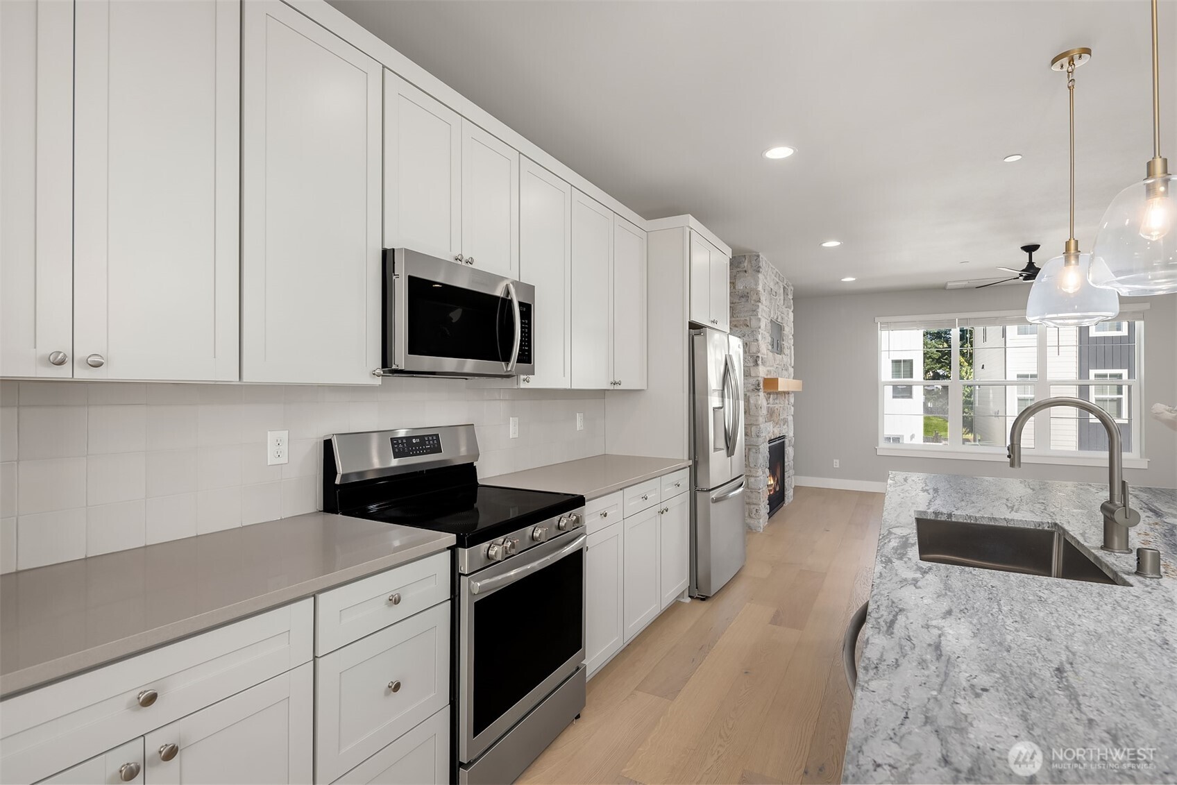 10 160th Place Property Photo 12
