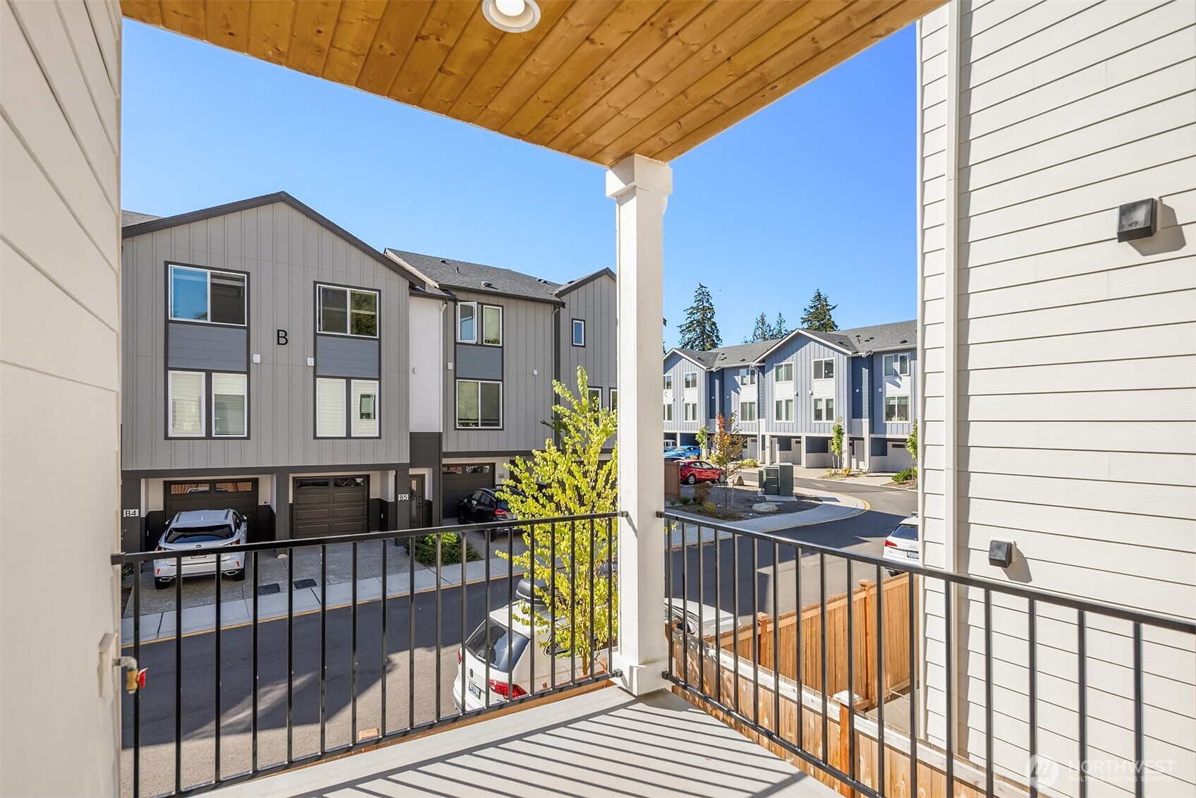 10 160th Place Property Photo 15