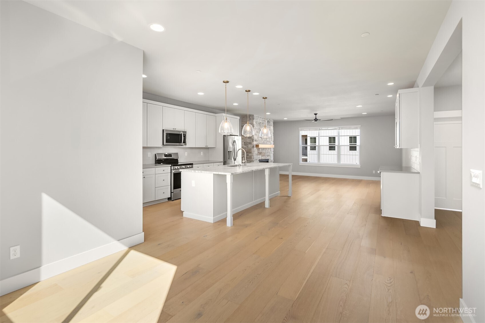 10 160th Place Property Photo 17