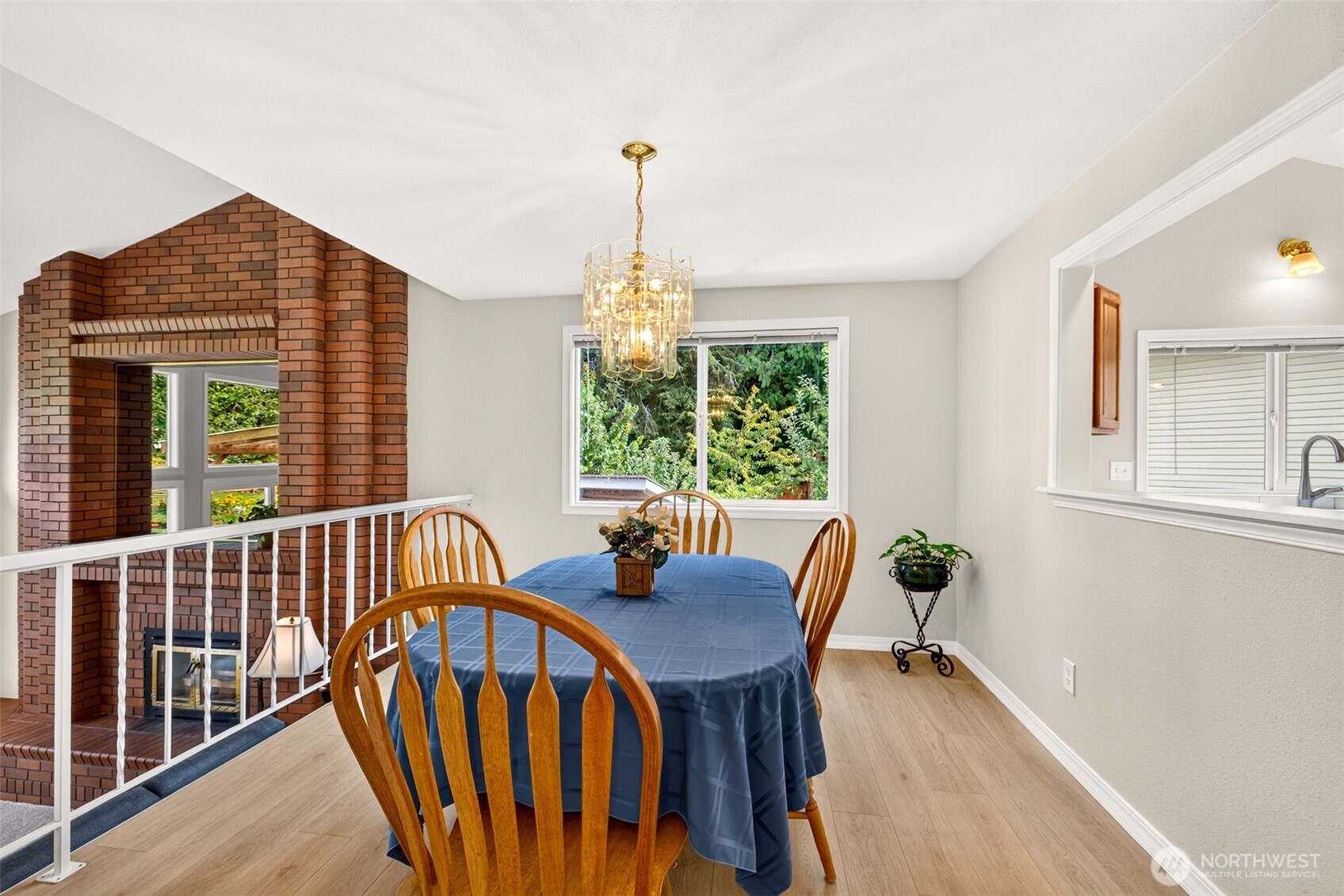2711 169th Street Property Photo 8