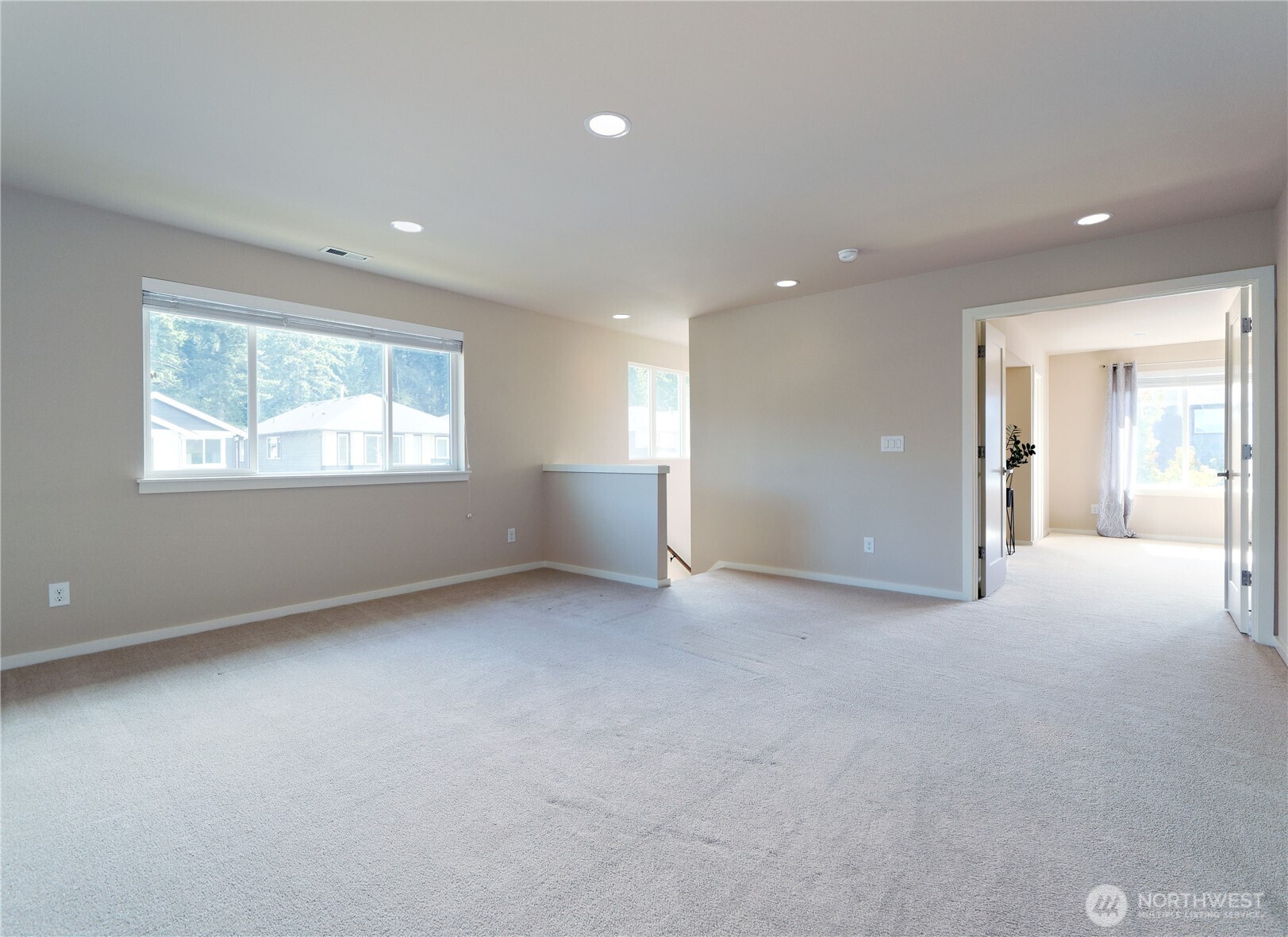 4133 171st Street Property Photo 18