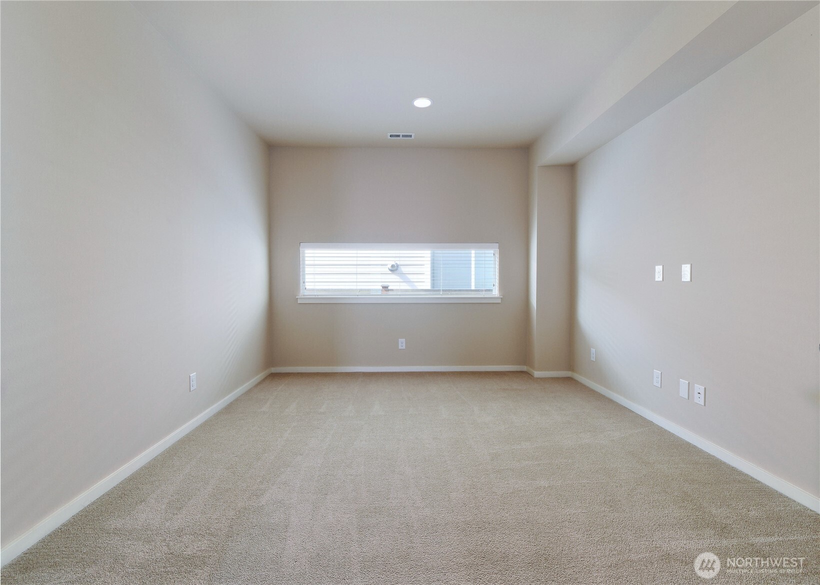 4133 171st Street Property Photo 23