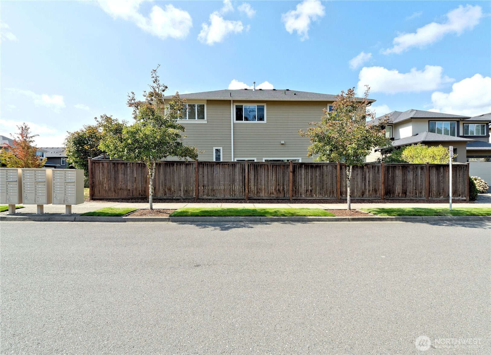 4133 171st Street Property Photo 30