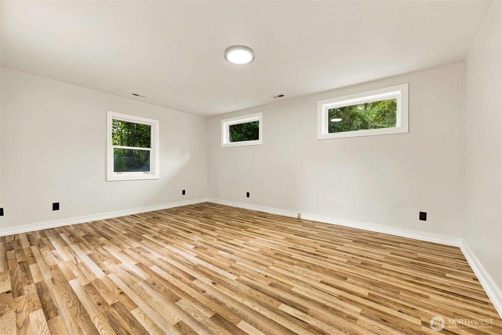 4512 Sw Director Place Property Photo 23
