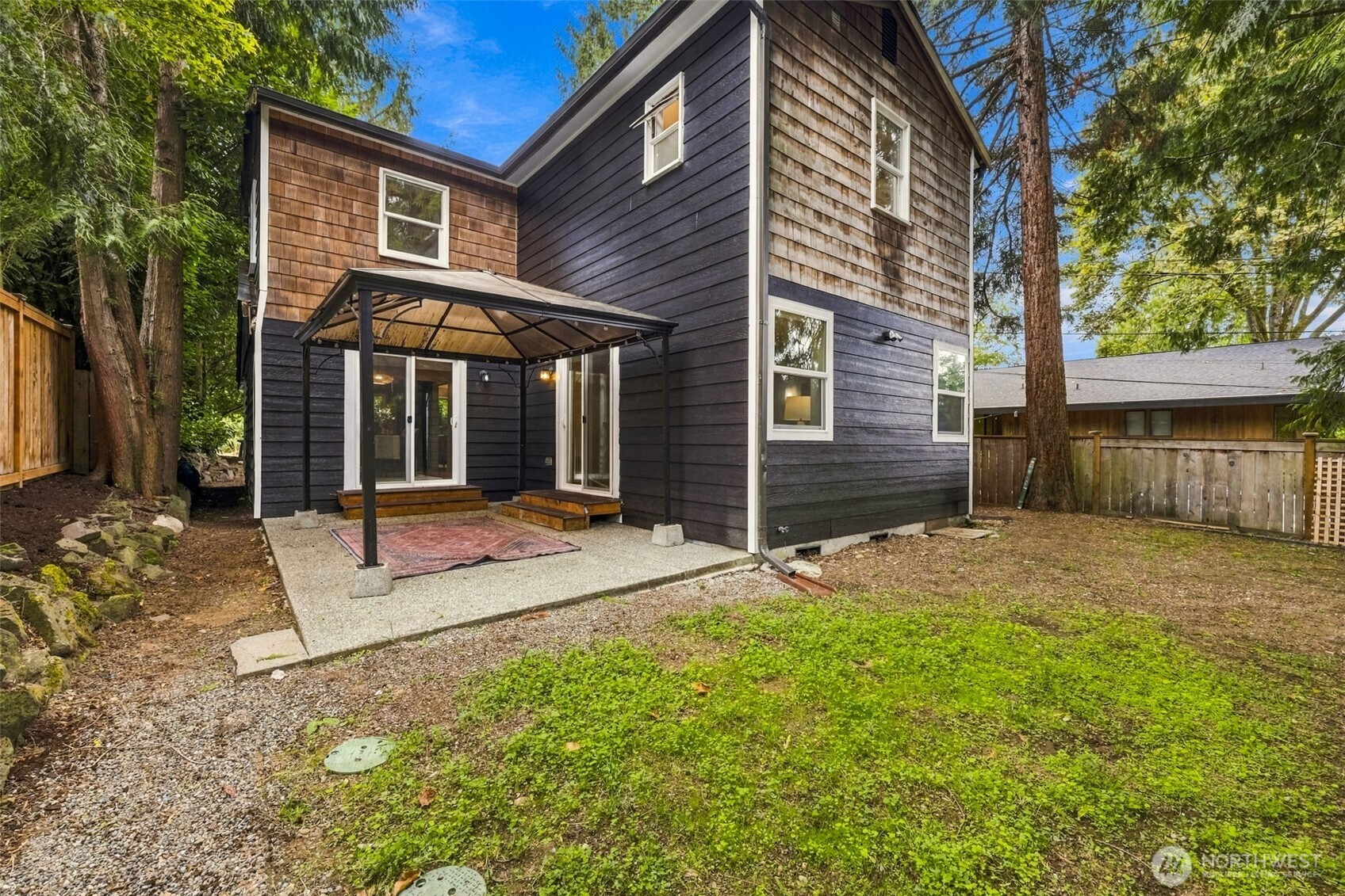 4512 Sw Director Place Property Photo 27