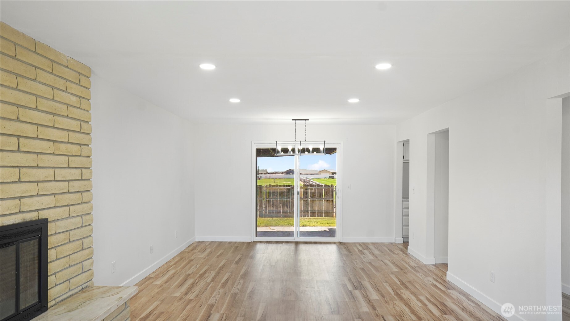 1200 E Ash Street Property Photo 12