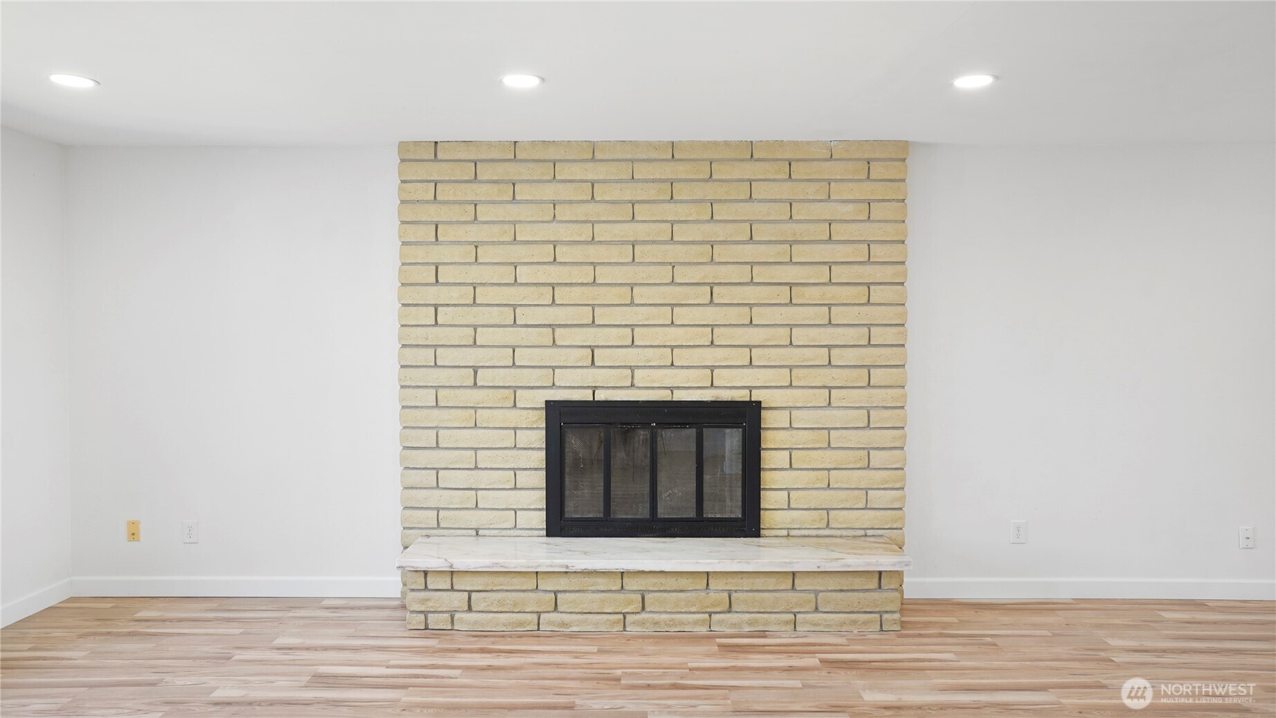 1200 E Ash Street Property Photo 18