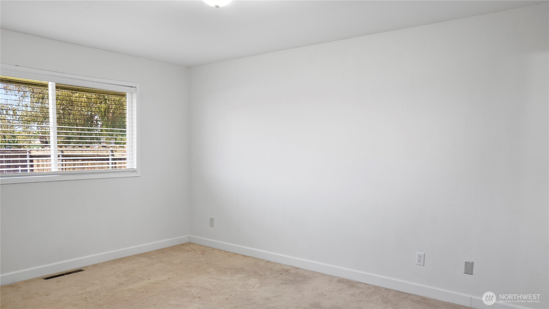 1200 E Ash Street Property Photo 22