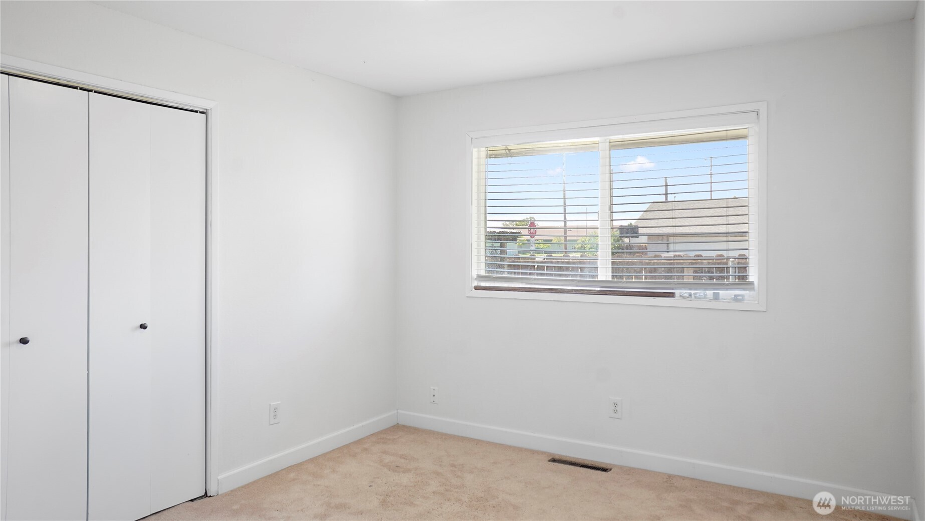 1200 E Ash Street Property Photo 25