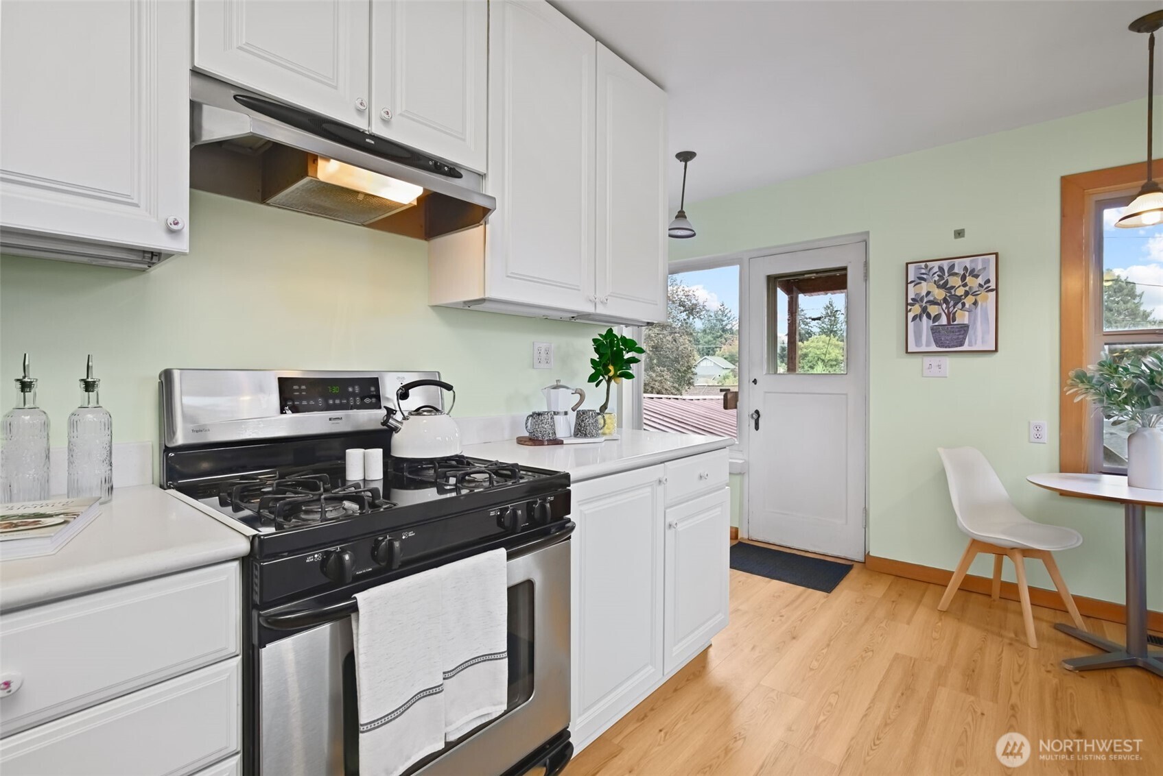 7710 Bagley Avenue Property Photo 14