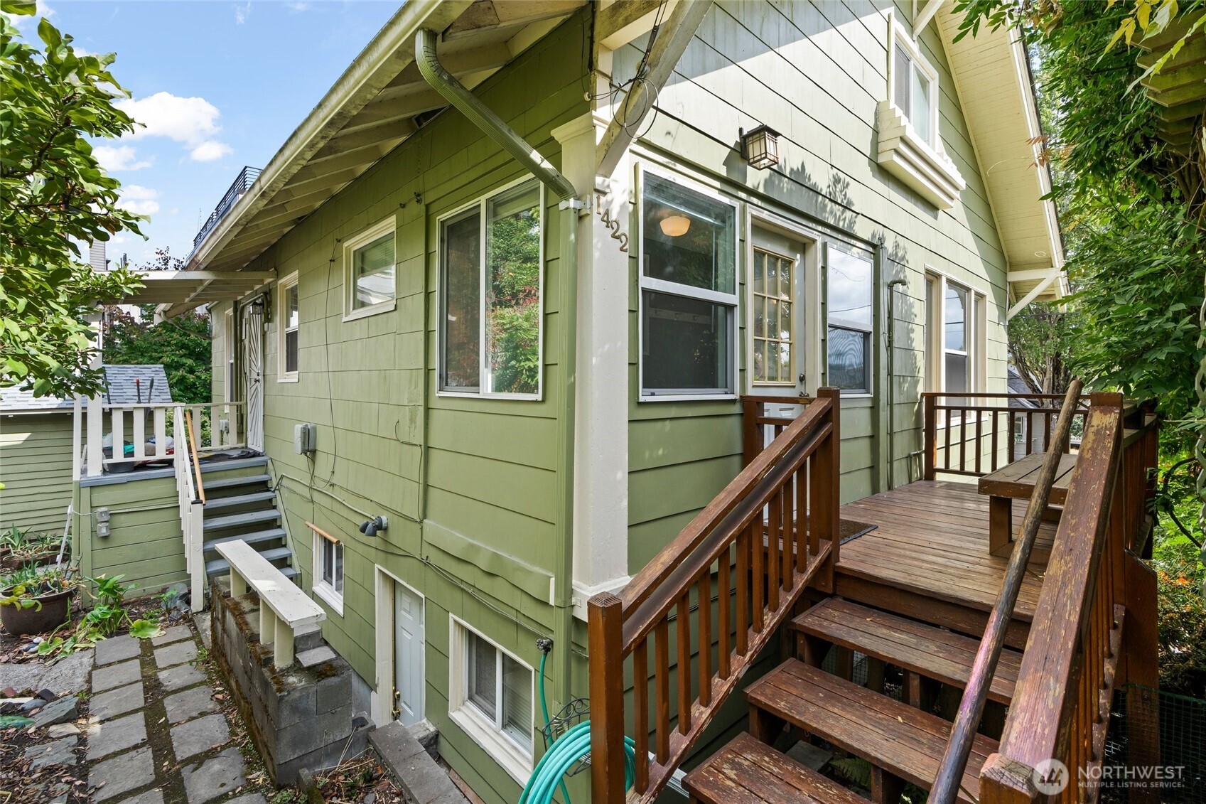 1923 15th Avenue Property Photo 4